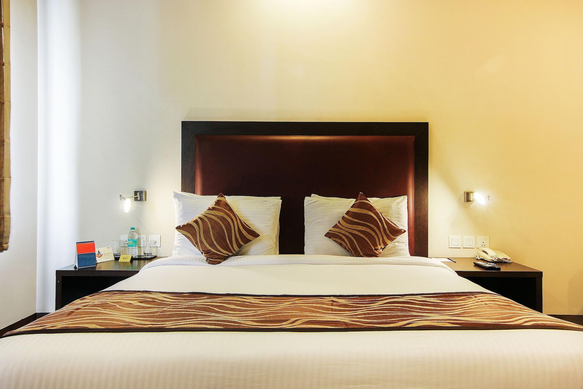 Hotel Vibe By The Lalit Traveller Faridabad Esterno foto