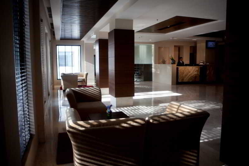 Hotel Vibe By The Lalit Traveller Faridabad Esterno foto
