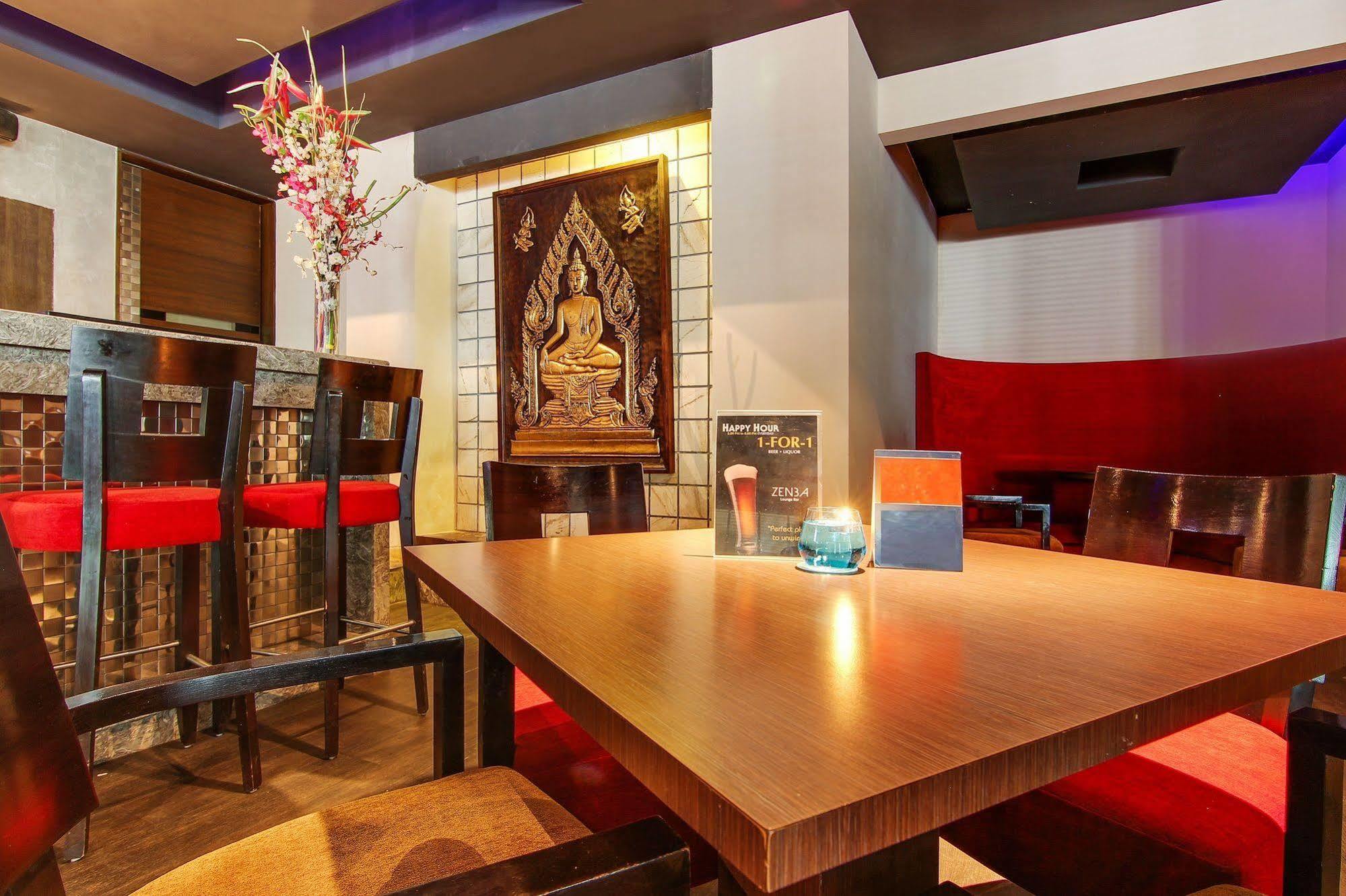 Hotel Vibe By The Lalit Traveller Faridabad Esterno foto